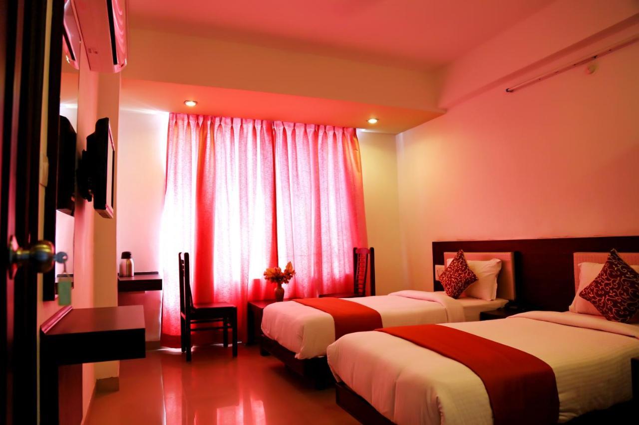 Narayans Leela Inn Udaipur Ngoại thất bức ảnh