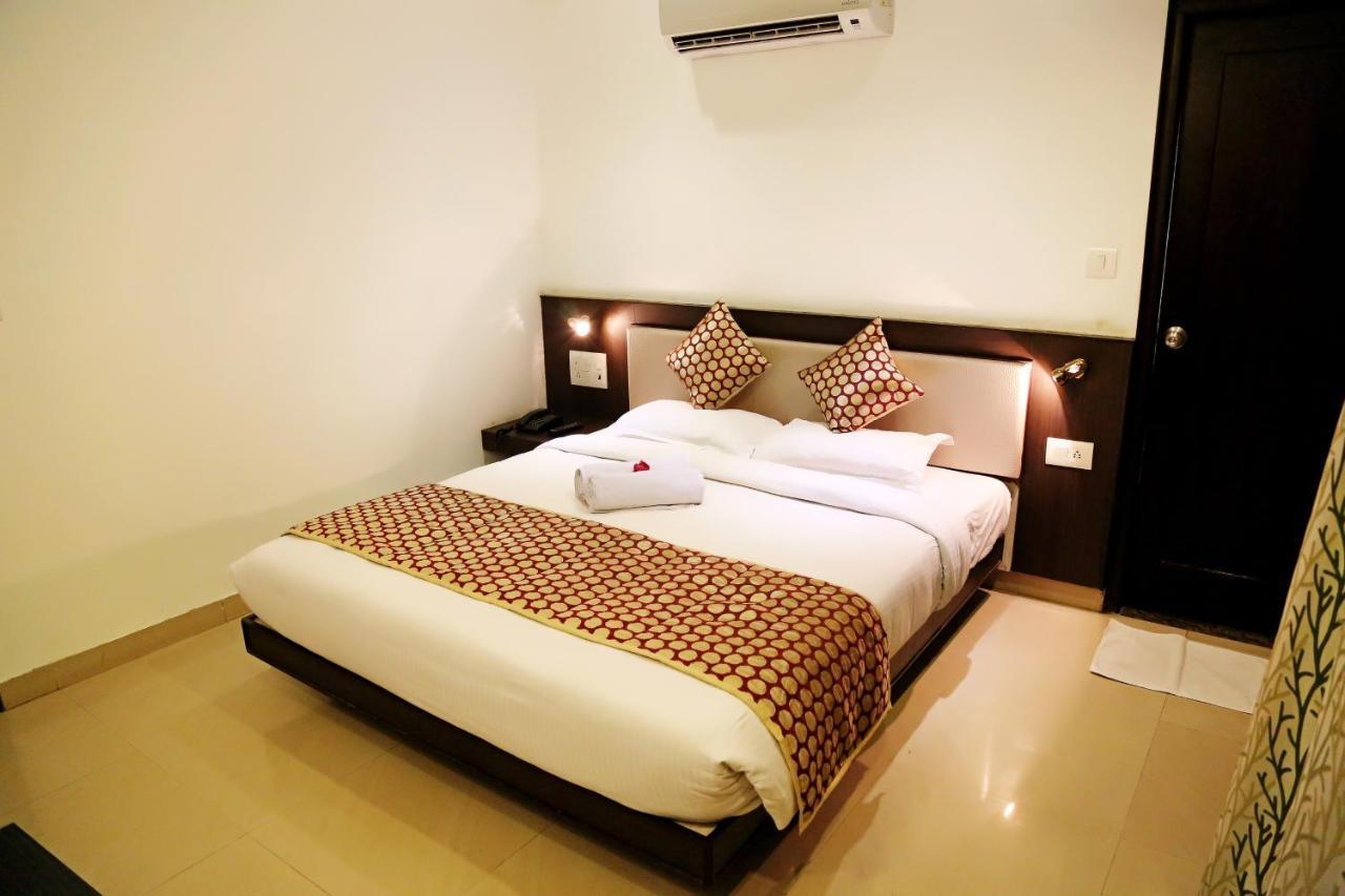 Narayans Leela Inn Udaipur Ngoại thất bức ảnh