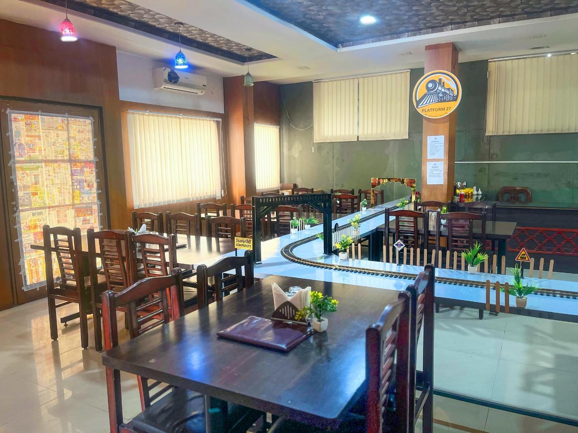 Narayans Leela Inn Udaipur Ngoại thất bức ảnh